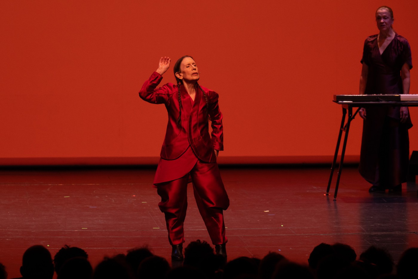 bild-3_-meredith-monk-im-berliner-festspielhaus-camille-blake